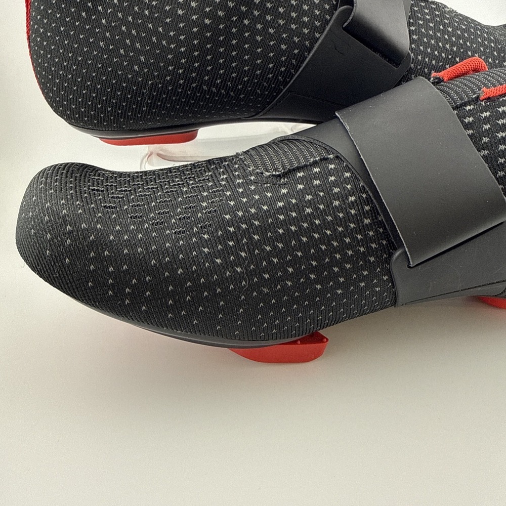 Peloton Altos Unisex Cycling Shoes US 9.5 W/8 M/EU 40.6 BS03-01UB-080 With Cleat - Picture 9 of 16